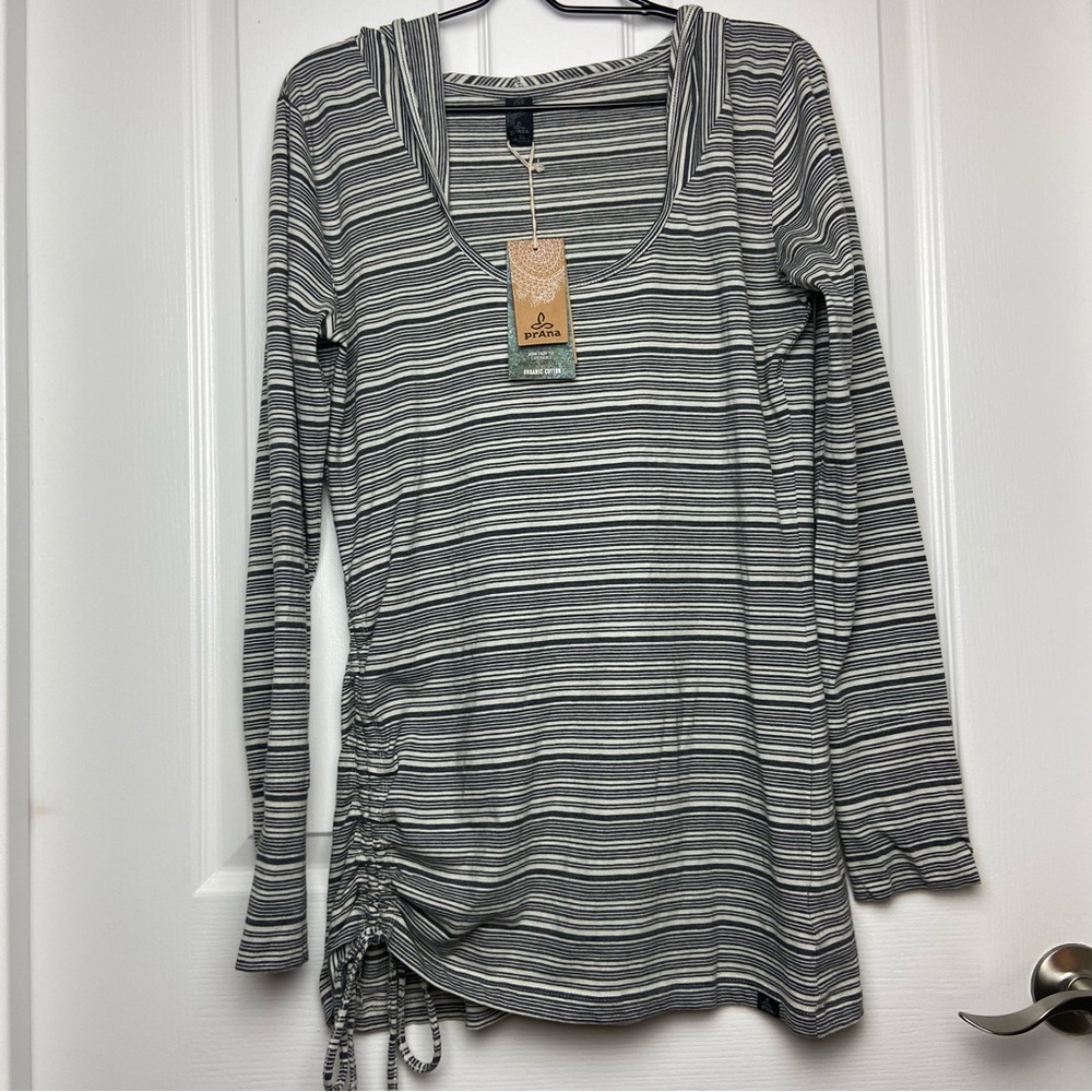 NEW Prana Gray/White Winter Stripe Long Sleeve Vinyasa Hoodie Shirt Size L